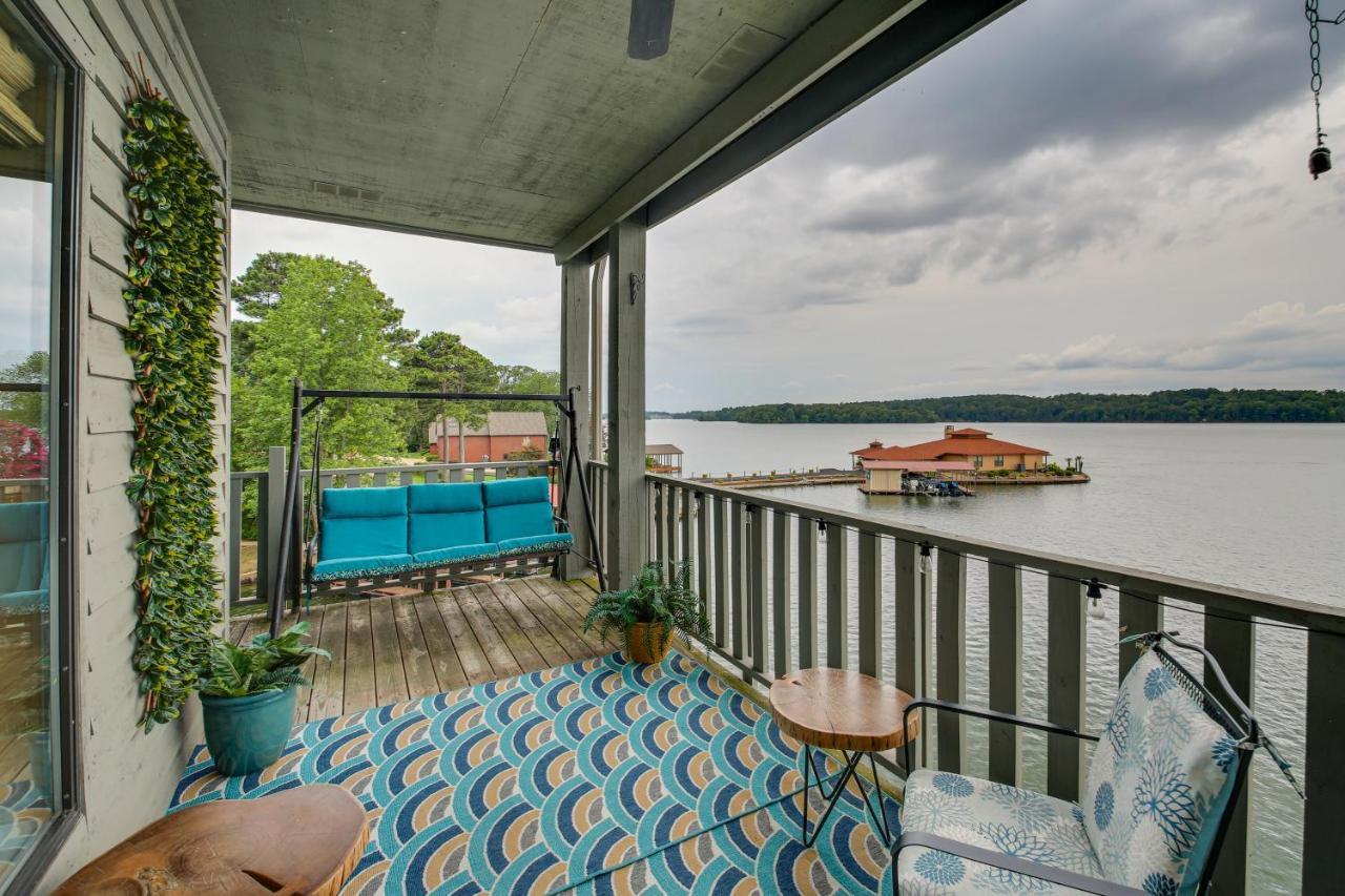 Spacious Hot Springs Penthouse Stunning Lake View Exterior photo